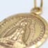 Médaille de Notre-Dame de la Solitude en or 18 carats seconde main
