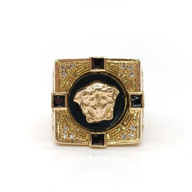Chevalière style Versace en or 18k...