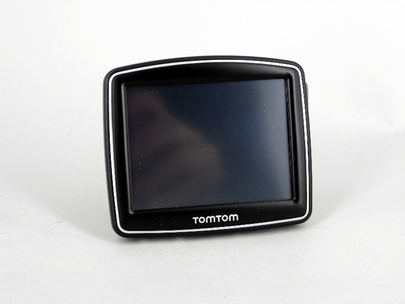 E212735-tomtom-gps-coche