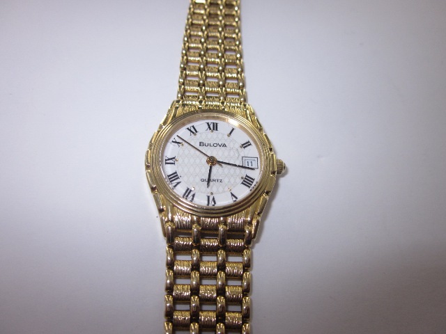 Reloj BULOVA de oro 18K de segunda mano E243831A-1