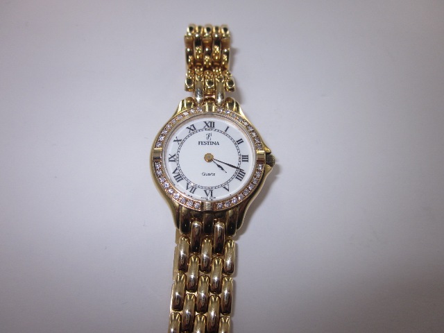 Reloj FESTINA de oro 18K de segunda mano E239927A-1